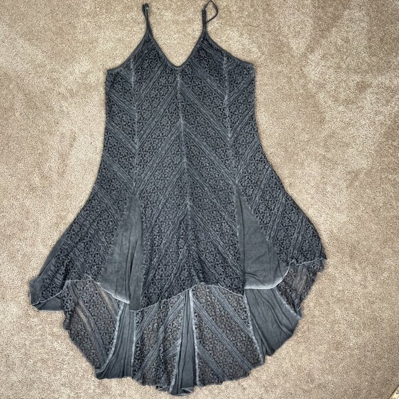 POL Dresses & Skirts - POL Dress Womens L Gray Bohemian Fairy Festival Boho Shark Bite Lace Flowy Midi